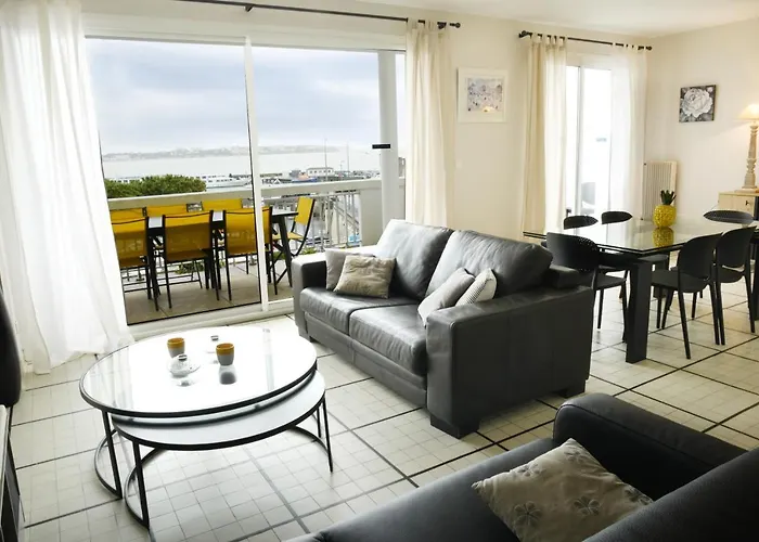 Duplex De 100m2 Avec 3 Vue Apartmán